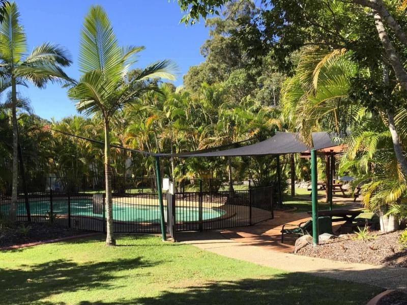 3 Arundel Drive, Arundel QLD 4214