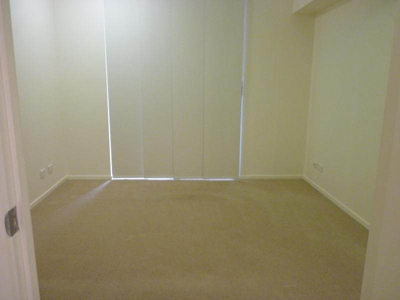 6-24 Henry Street, West End QLD 4810