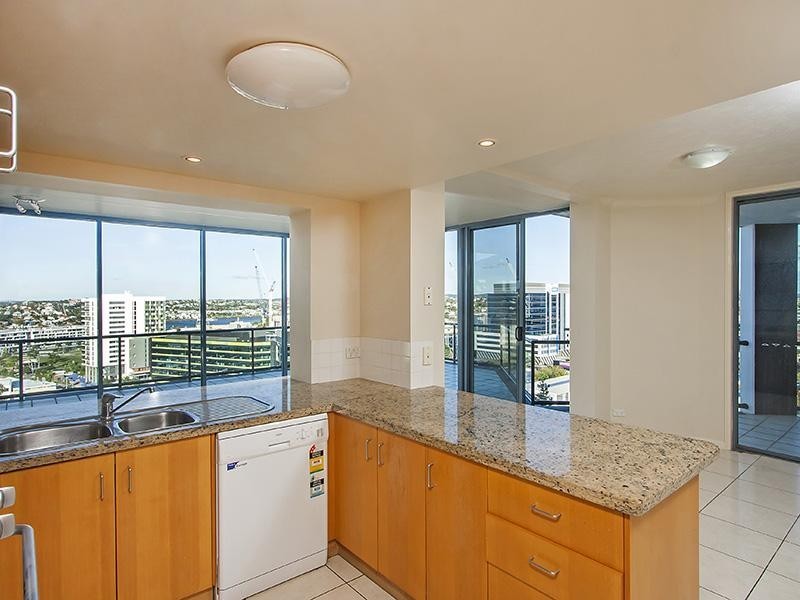 7 Boyd ST, Bowen Hills QLD 4006