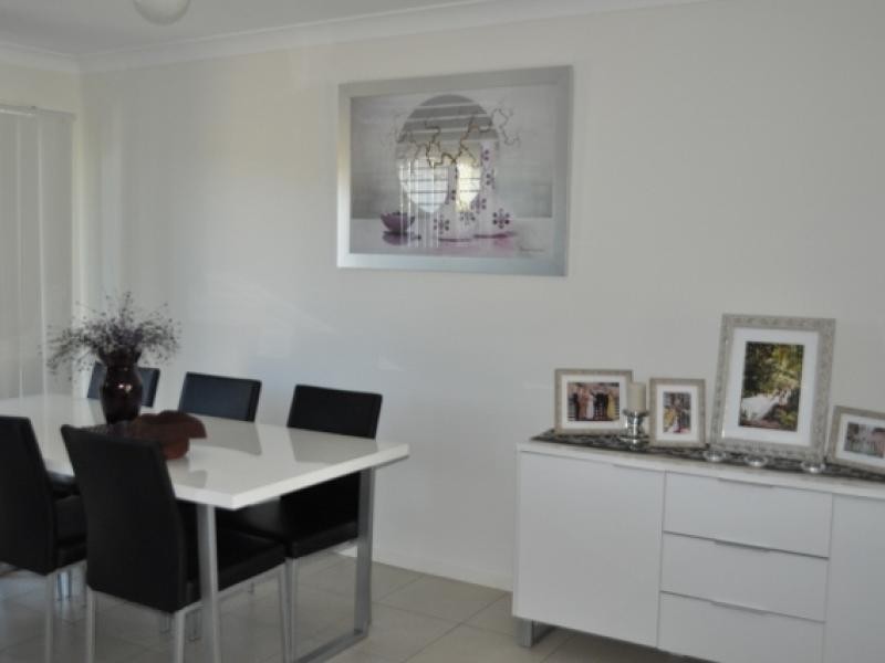 130 Jutland Street, Oxley QLD 4075