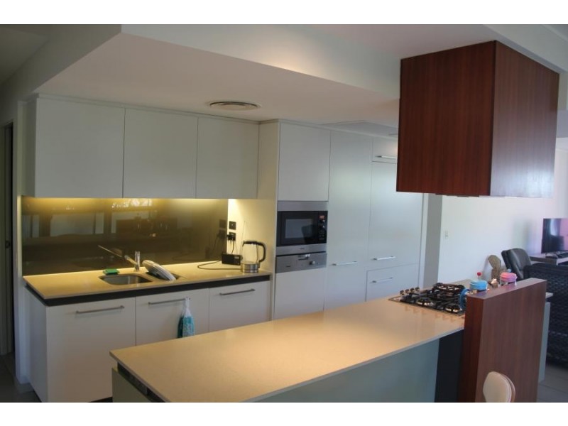 1204/6 Mariners Drive, Townsville City QLD 4810