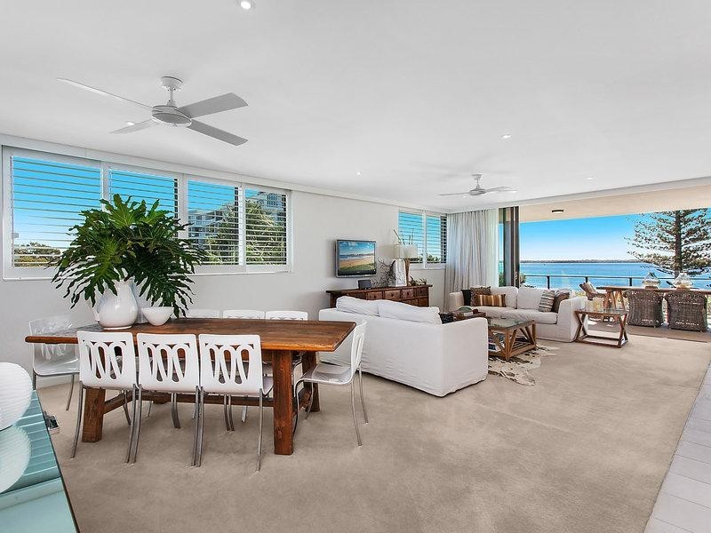 323 Bayview Street, Hollywell QLD 4216