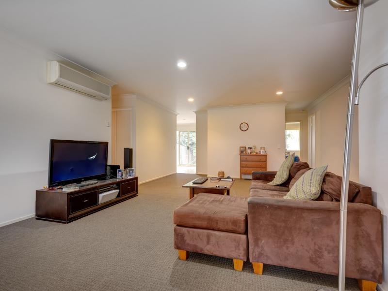 Albany Creek Rd, Bridgeman Downs QLD 4035