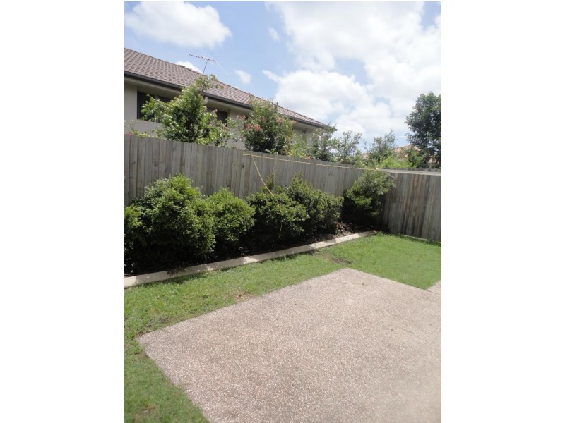 27 Johnston Street, Carina QLD 4152