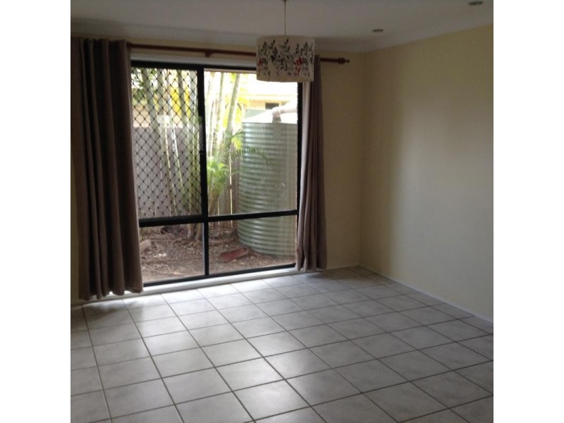 34 ravenswood, Springfield QLD 4300