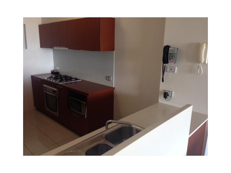 18 / 170 Leichhardt Street, Spring Hill QLD 4000