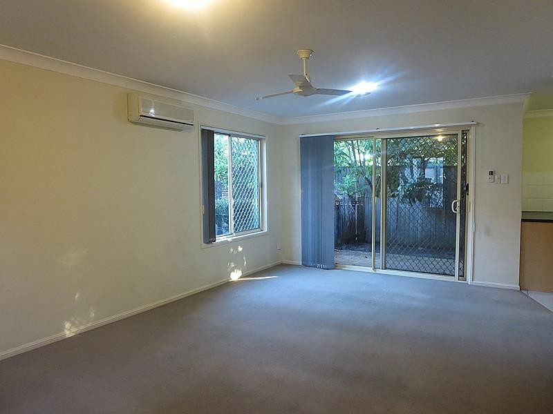 27/11 Oakmont Avenue, Oxley QLD 4075