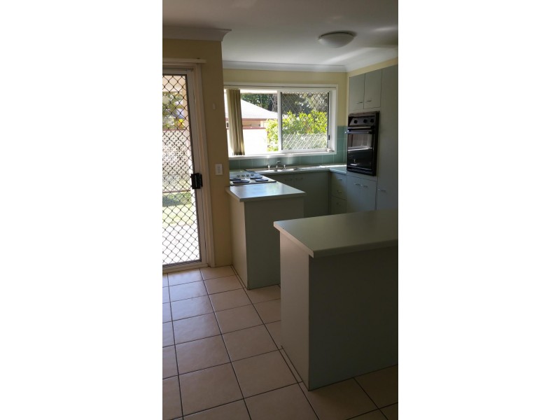 112/128 Benowa Road, Southport QLD 4215