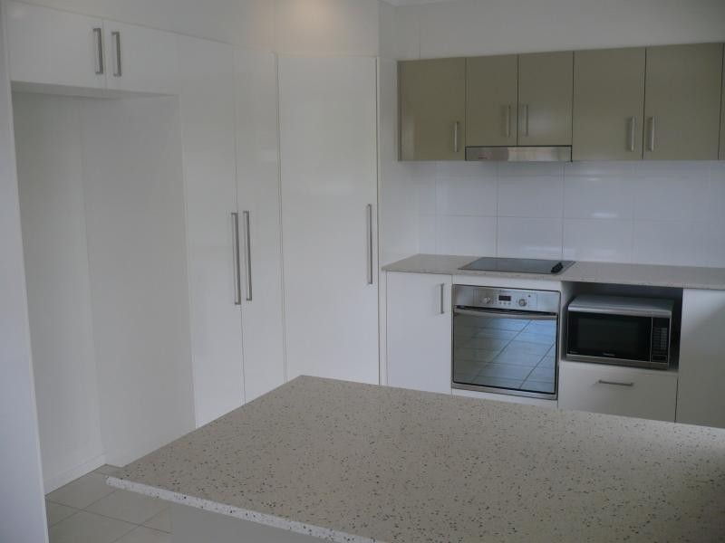 UNIT 36 / 28 CASTELLO CIRCUIT, Varsity Lakes QLD 4227