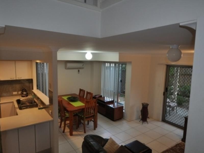 130 Jutland Street, Oxley QLD 4075