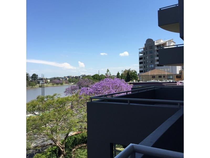 21 Patrick Lane, Toowong QLD 4066