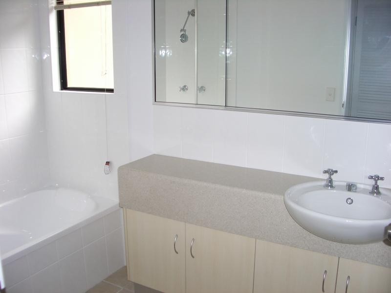 93-95 McLeod Street, Cairns QLD 4870