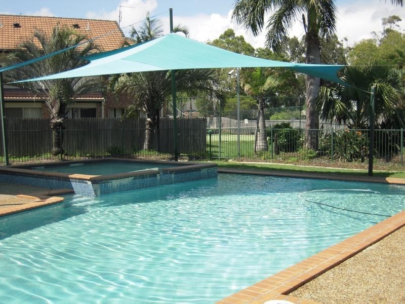 643 Pine Ridge Road, Biggera Waters QLD 4216