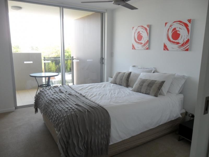 46 / 53 Darrambal, Chevron Island QLD 4217
