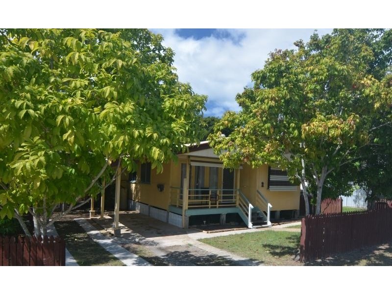 2 Brisbane Street, Barney Point QLD 4680