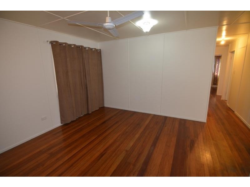 2 Brisbane Street, Barney Point QLD 4680