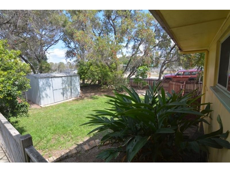 2 Brisbane Street, Barney Point QLD 4680