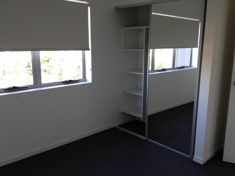 28 Carl Street, Woolloongabba QLD 4102