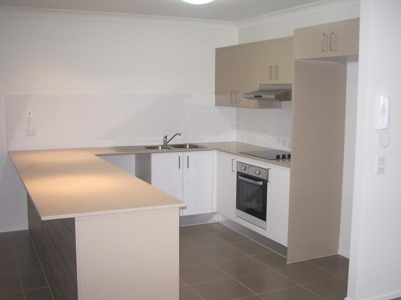 124/230 Pulgul St, Urangan QLD 4655