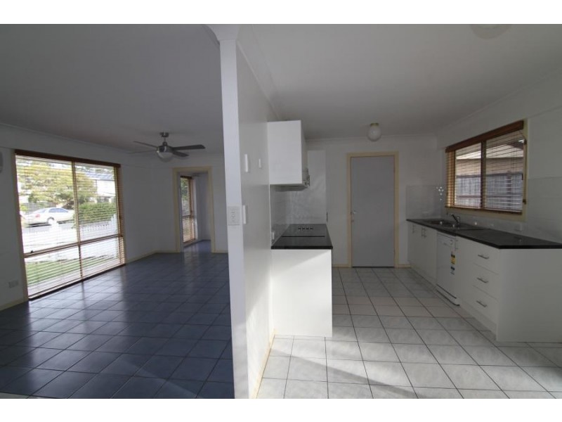 32 Hepworth, Arundel QLD 4214