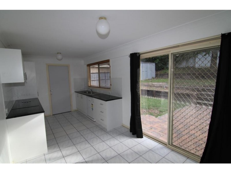 32 Hepworth, Arundel QLD 4214