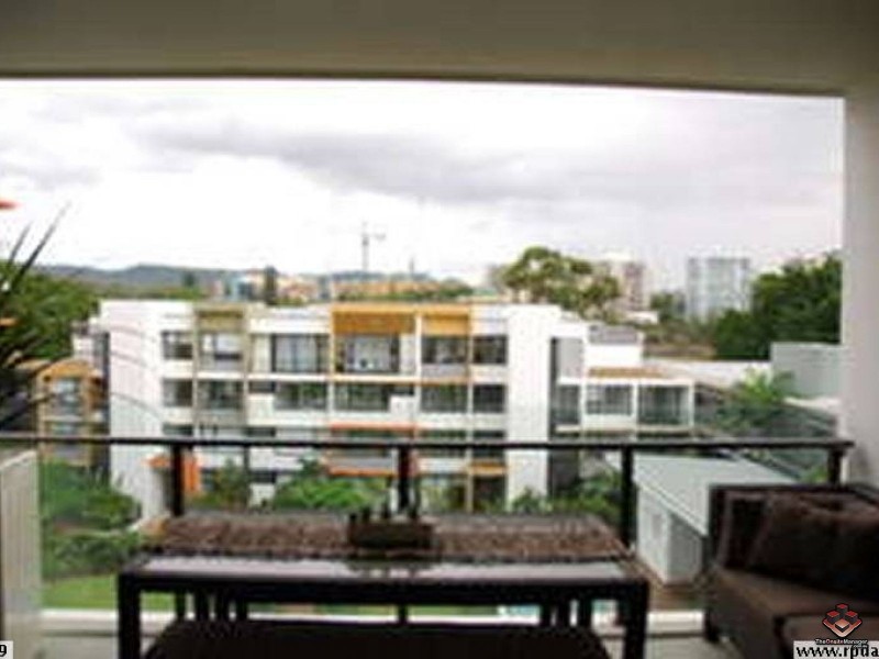 244 / 10 Pidgeon Close, West End QLD 4101