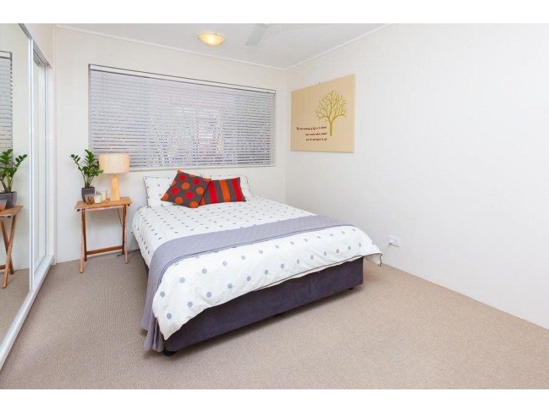 72 Heath, East Brisbane QLD 4169