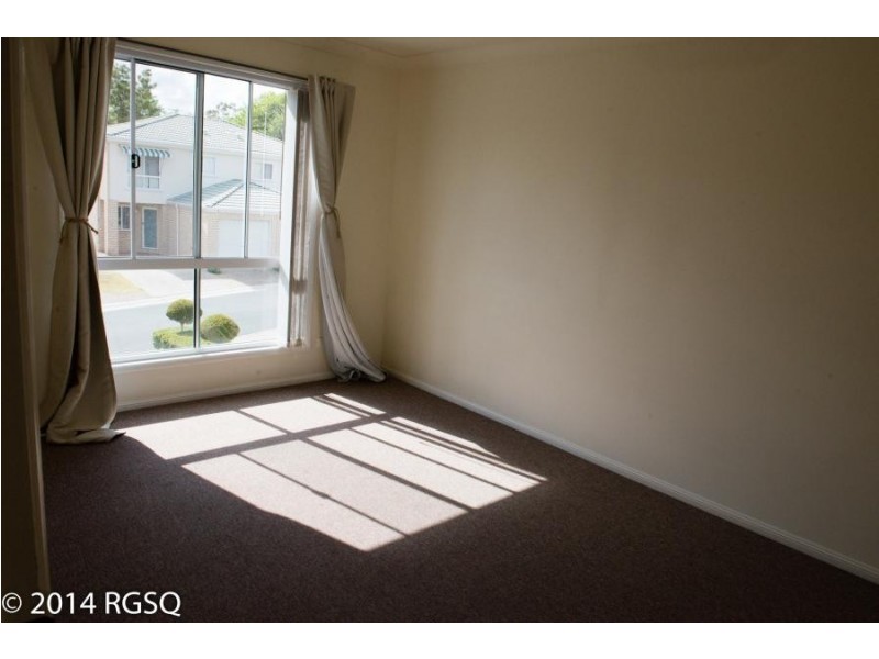 8 Peter Court, Sunnybank Hills QLD 4109