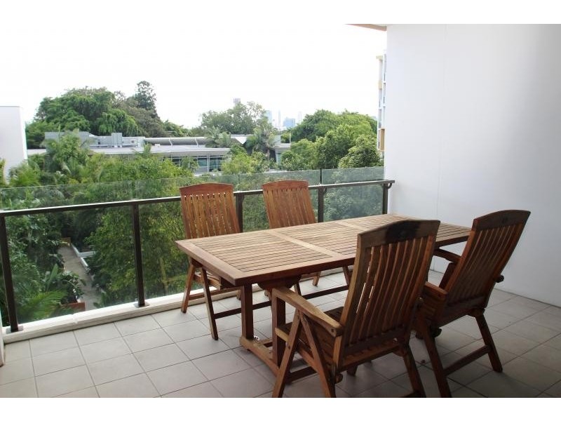 416/ 10 Pidgeon Close, West End QLD 4101