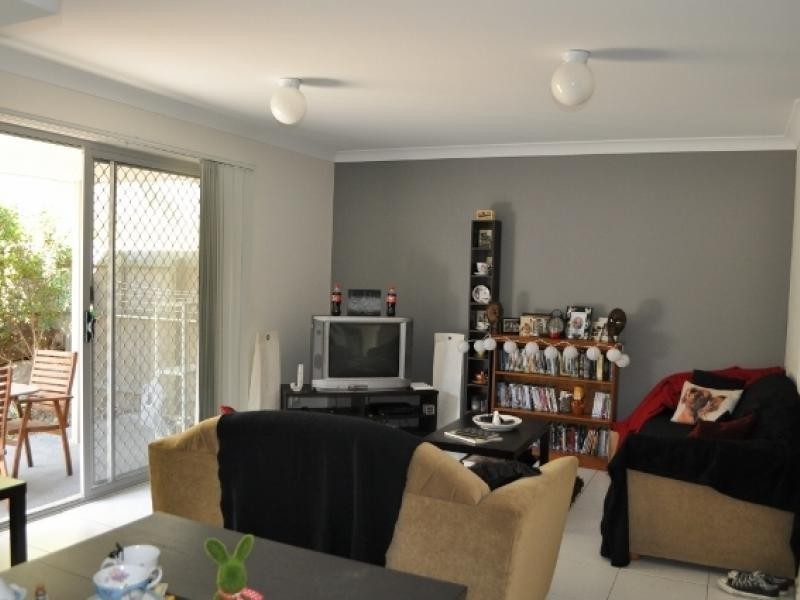 130 Jutland Street, Oxley QLD 4075