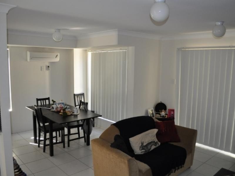 130 Jutland Street, Oxley QLD 4075