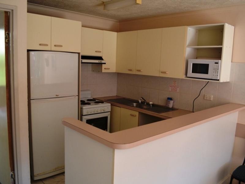 38 Enderley Ave, Surfers Paradise QLD 4217