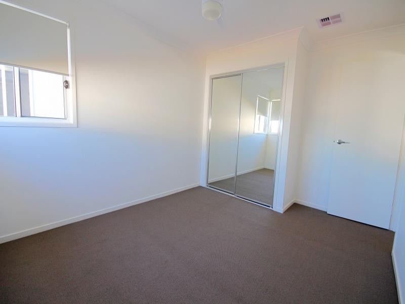 27 / 57 Charles Canty Drive, Wellington Point QLD 4160