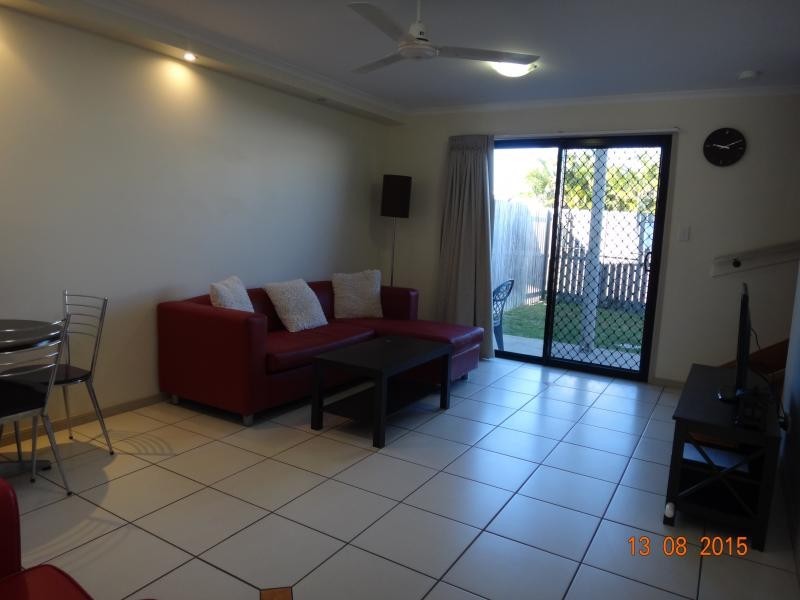 56-58 Main Street, Pialba QLD 4655