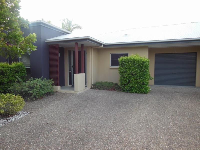 1/230 Pulgul St, Urangan QLD 4655
