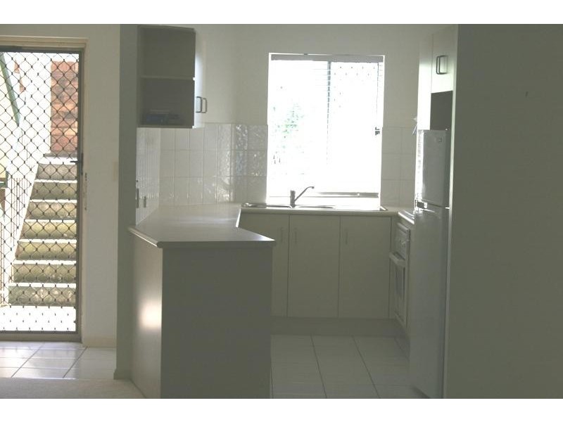 16 Wilkie Street, Yeerongpilly QLD 4105