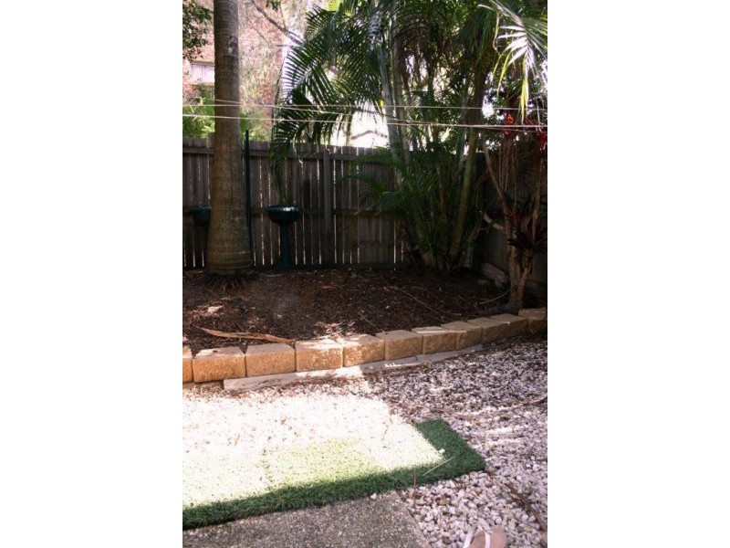 06 / 60 Whitby, Southport QLD 4215