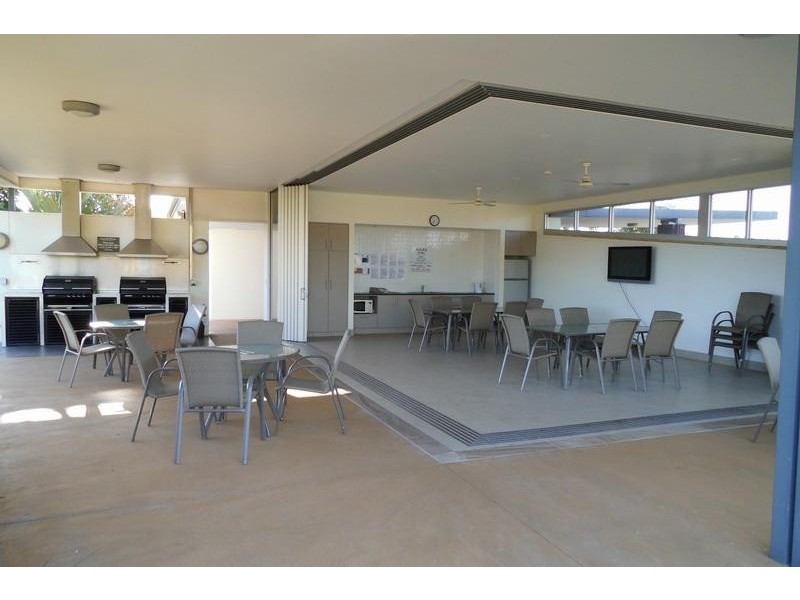 28/230 Pulgul St, Urangan QLD 4655