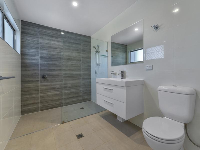 4 Bland, Coopers Plains QLD 4108