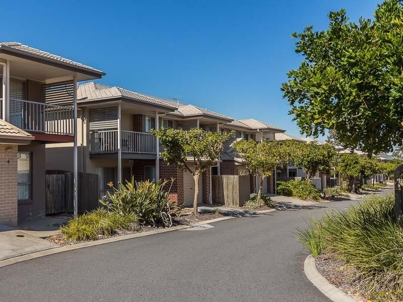 1 / 8 Ruocco St, Bracken Ridge QLD 4017