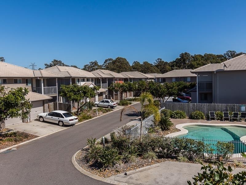 1 / 8 Ruocco St, Bracken Ridge QLD 4017