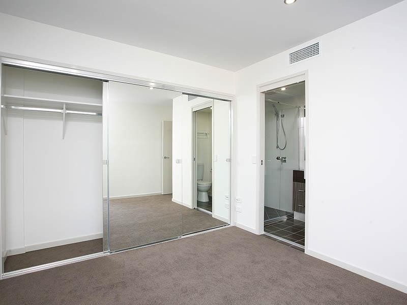 018/28 Ferry Rd, West End QLD 4101