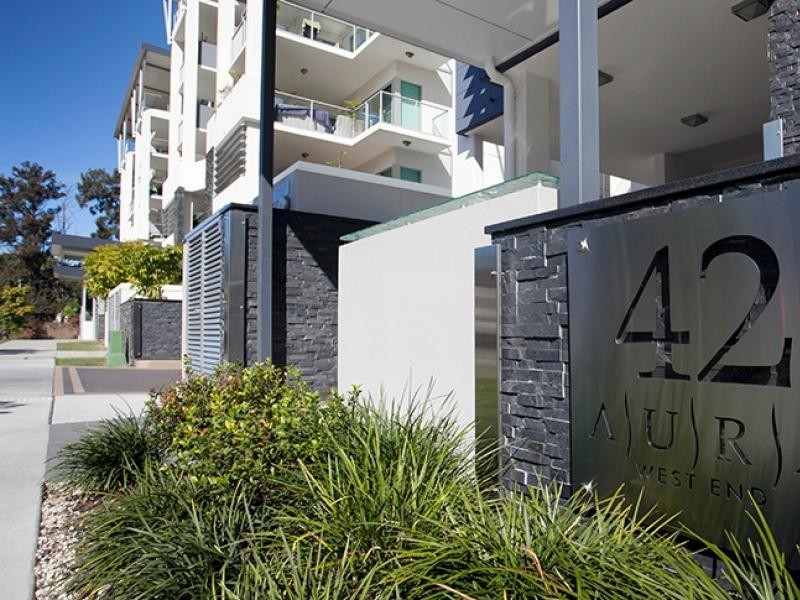 026/28 Ferry Rd, West End QLD 4101