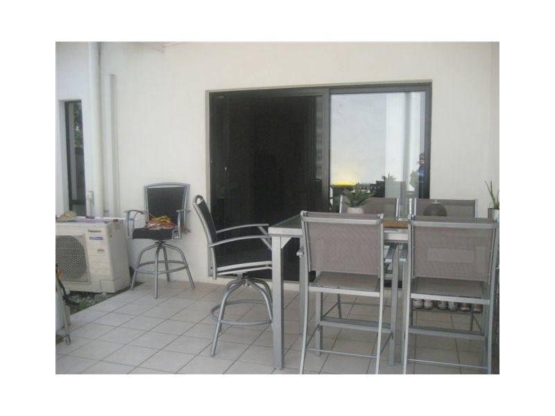 2107 / 16 Surbiton Court, Carindale QLD 4152