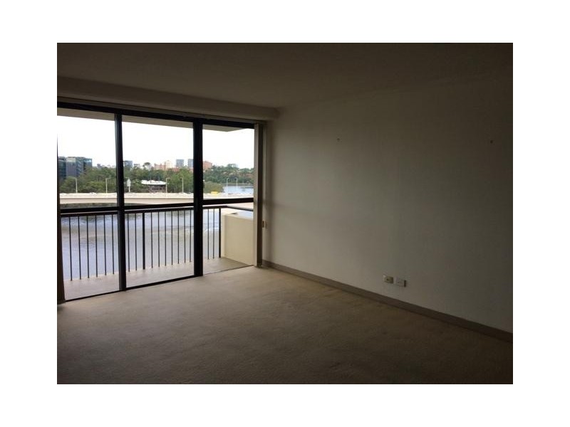 28 / 21 Dock St, South Brisbane QLD 4101