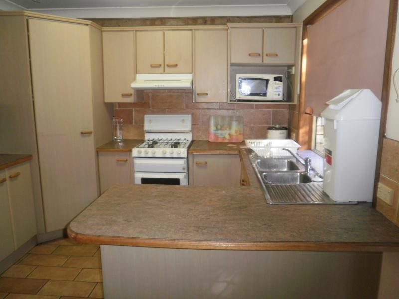 351 Troughton, Robertson QLD 4109