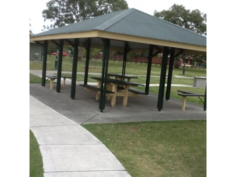 32 Johnston Street, Carina QLD 4152