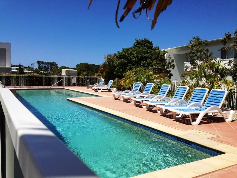 98 University Drive, Varsity Lakes QLD 4227