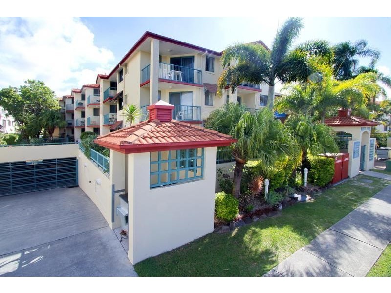 12/140 MARINE PARADE, Southport QLD 4215