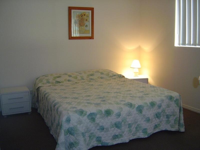 12/140 MARINE PARADE, Southport QLD 4215